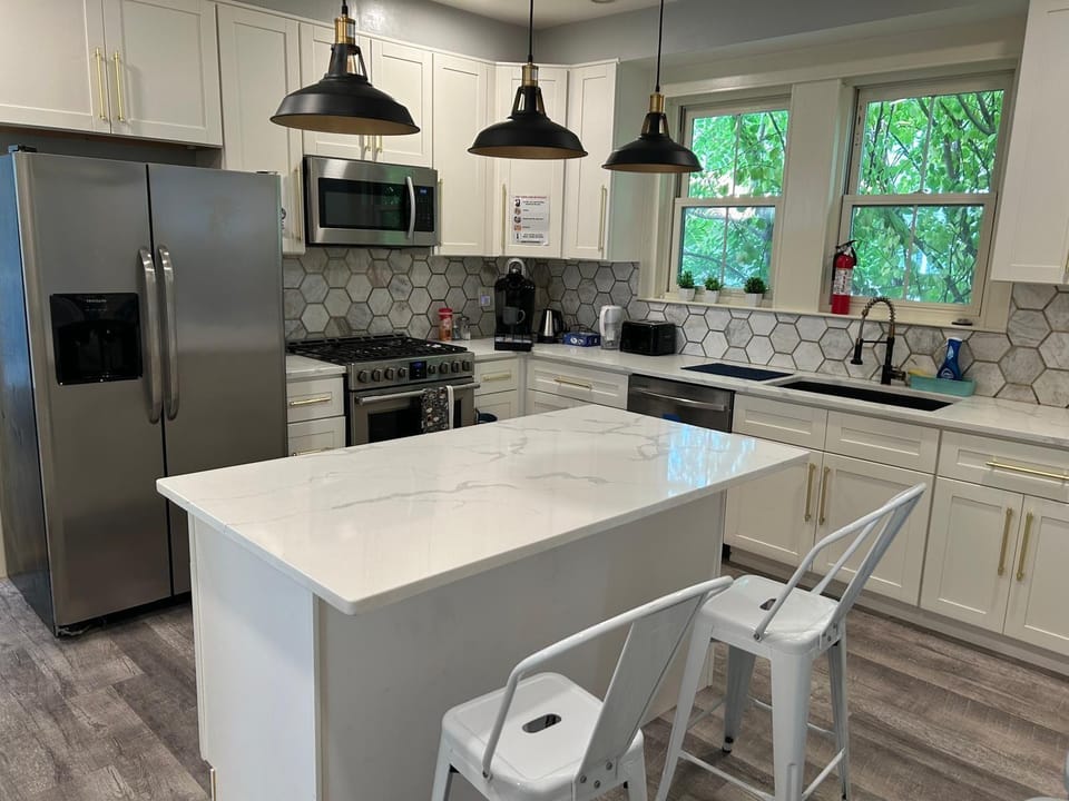 Homestay BnB Near Downtown Boston Hotel in South Boston