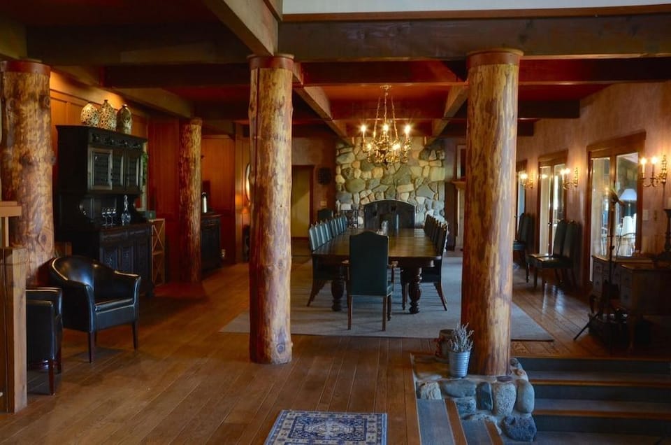 Casia Lodge and Ranch Hotel in Washington