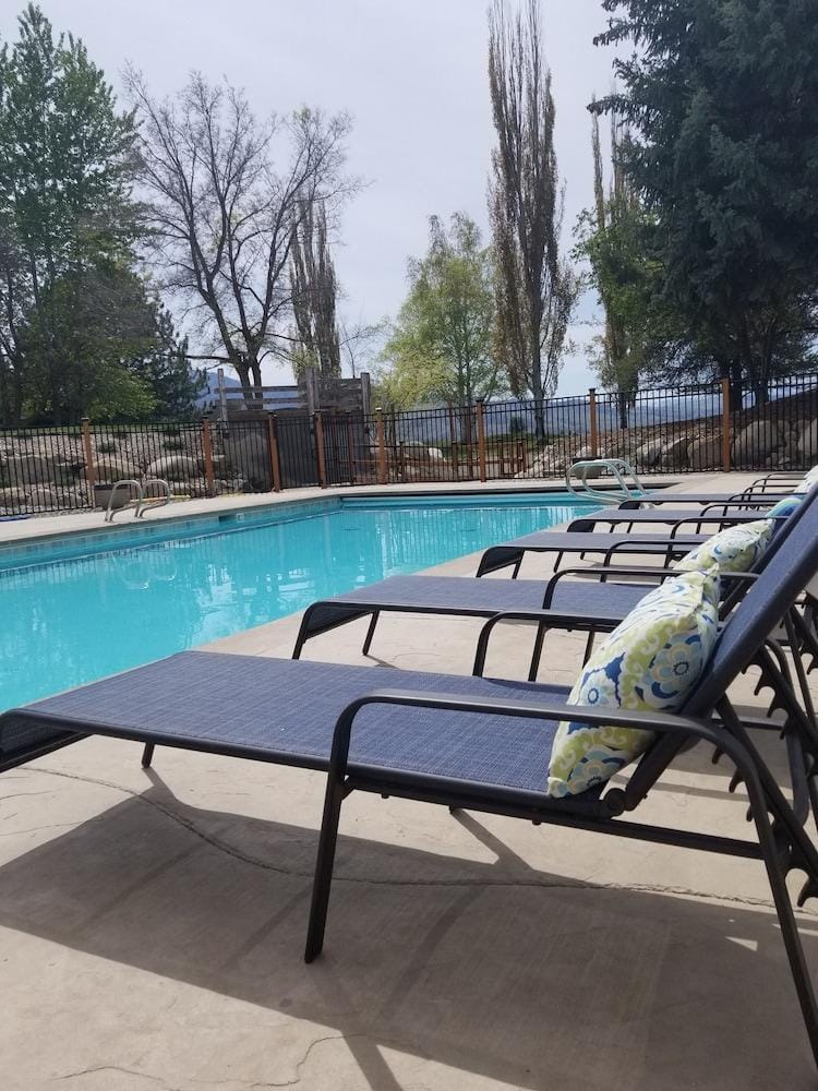 Casia Lodge and Ranch Hotel in Washington