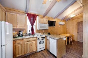 Brundage Bungalows Hotel in McCall