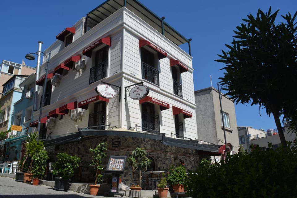 Garden Elisa Hotel  Bed and Breakfast in Istanbul