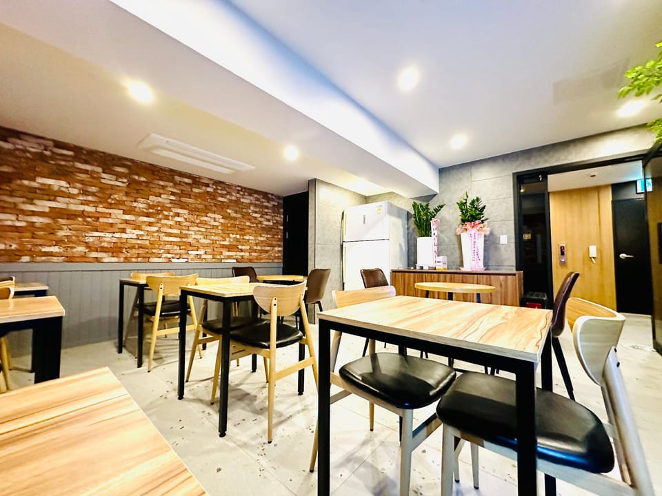 Bar/lounge