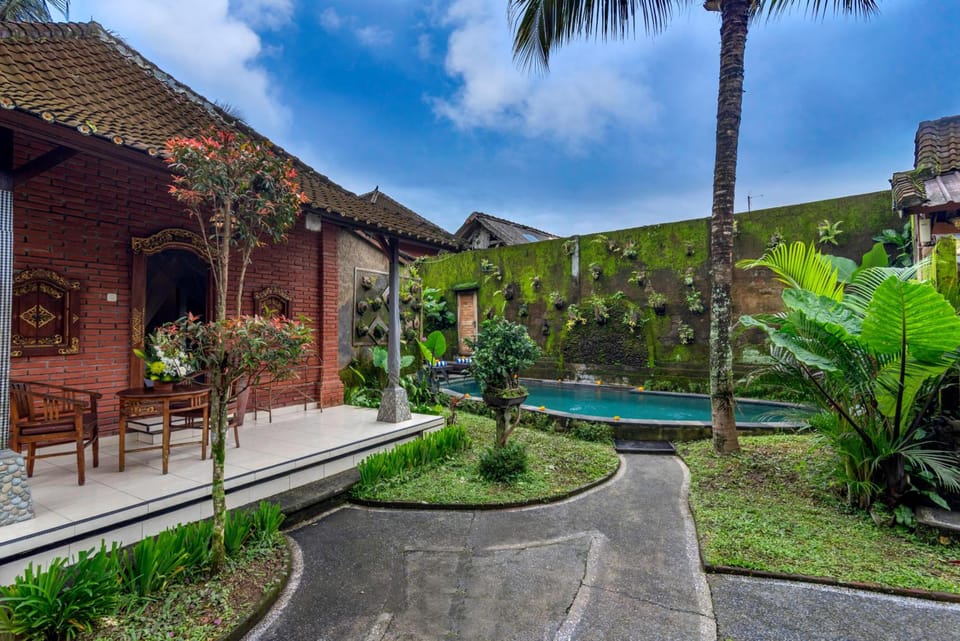 The Alus Cottage and Villa Hotel in Ubud