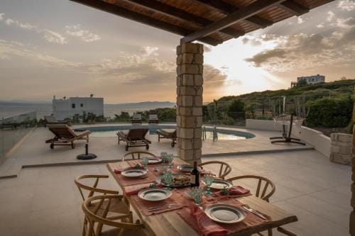 Tersanas Sea Front Villas Hotel in Crete