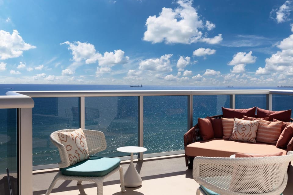 Andaz Miami Beach Resort & Spa Hotel in Miami Beach