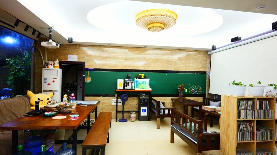 Border Town International Youth Hostel Fenghuang Ancient City Bar Street Branch Hotel in China