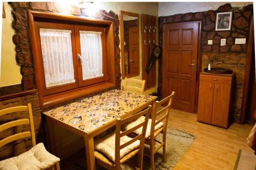 Smestaj Popovic Hotel in Zlatibor District, Serbia