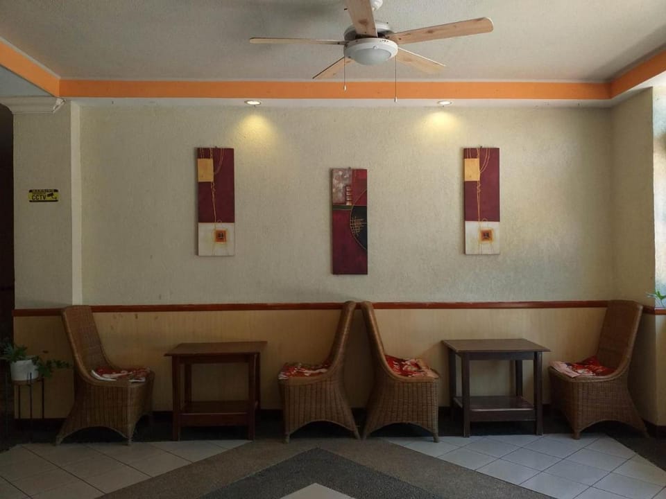 MACTAN AIRPORT HILLTOP HOTEL Hotel in Lapu-Lapu City