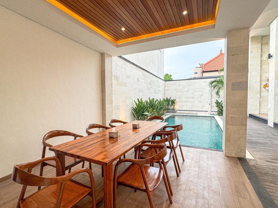Olala Loft Seminyak Hotel in Kuta