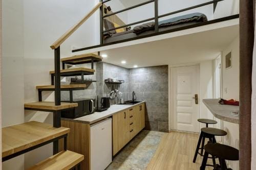Sunflower Apartment Hotel in Belgrade