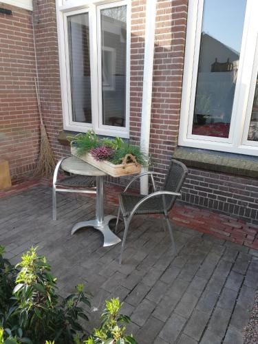 B&B Het Oude Postkantoor Hotel in Zeeland, Netherlands
