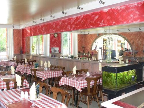 Hotel Le Saint Julien Hotel in Bourgogne-Franche-Comté
