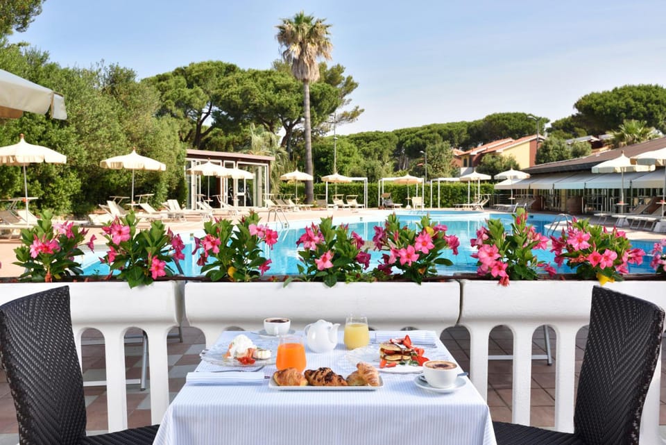 Hotiday Marina di Bibbona Hotel in Tuscany
