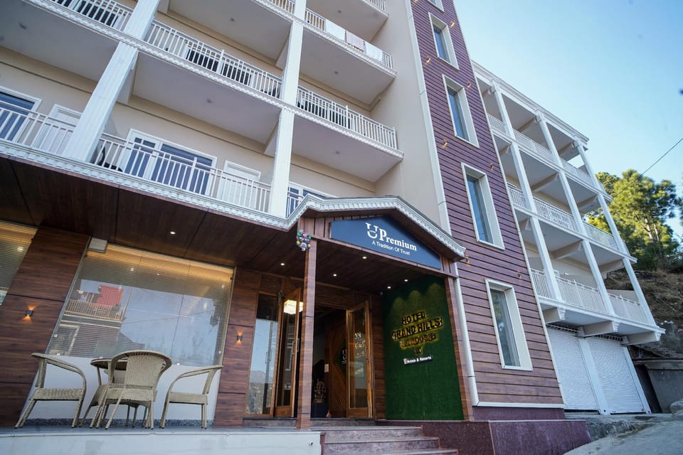 Uno Premium Dalhousie Hotel in Himachal Pradesh