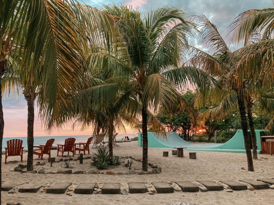 The Happy Coconut Resort Hotel in Rivas