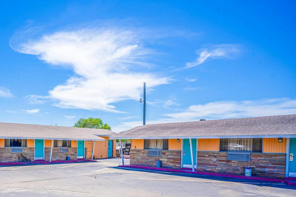 Gulfway Motel By OYO Near Airport I 37  Hotel in Corpus Christi