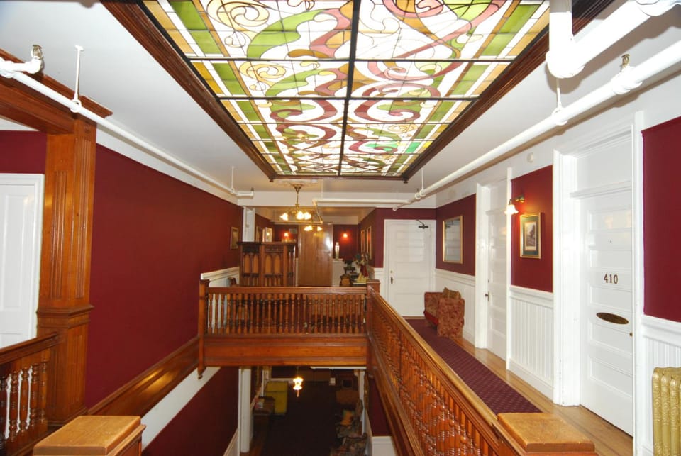 Queen Anne Hotel Hotel in Western Addition