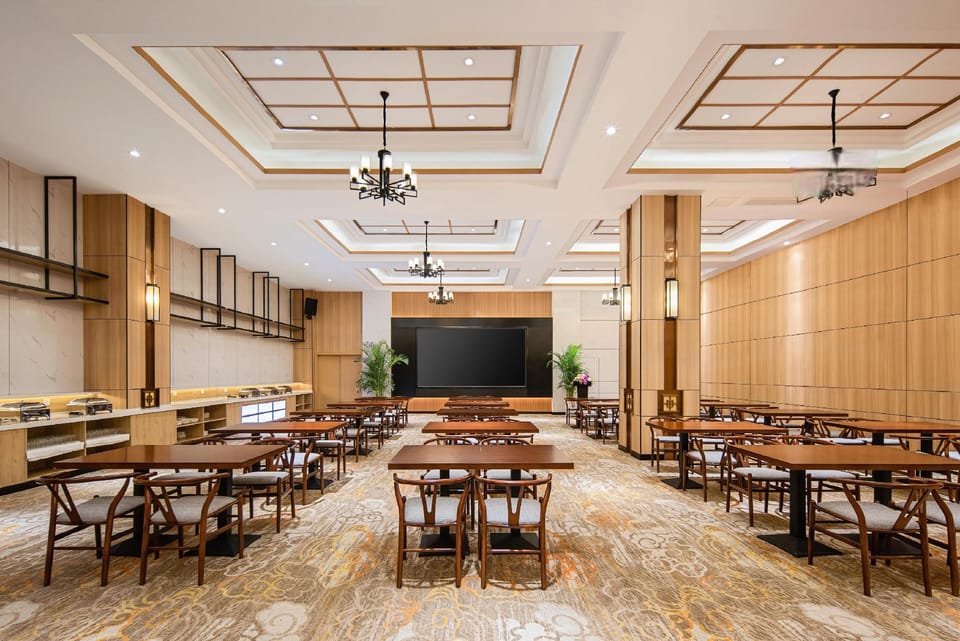 Platinum Celebrity Hotel Hotel in Chengdu