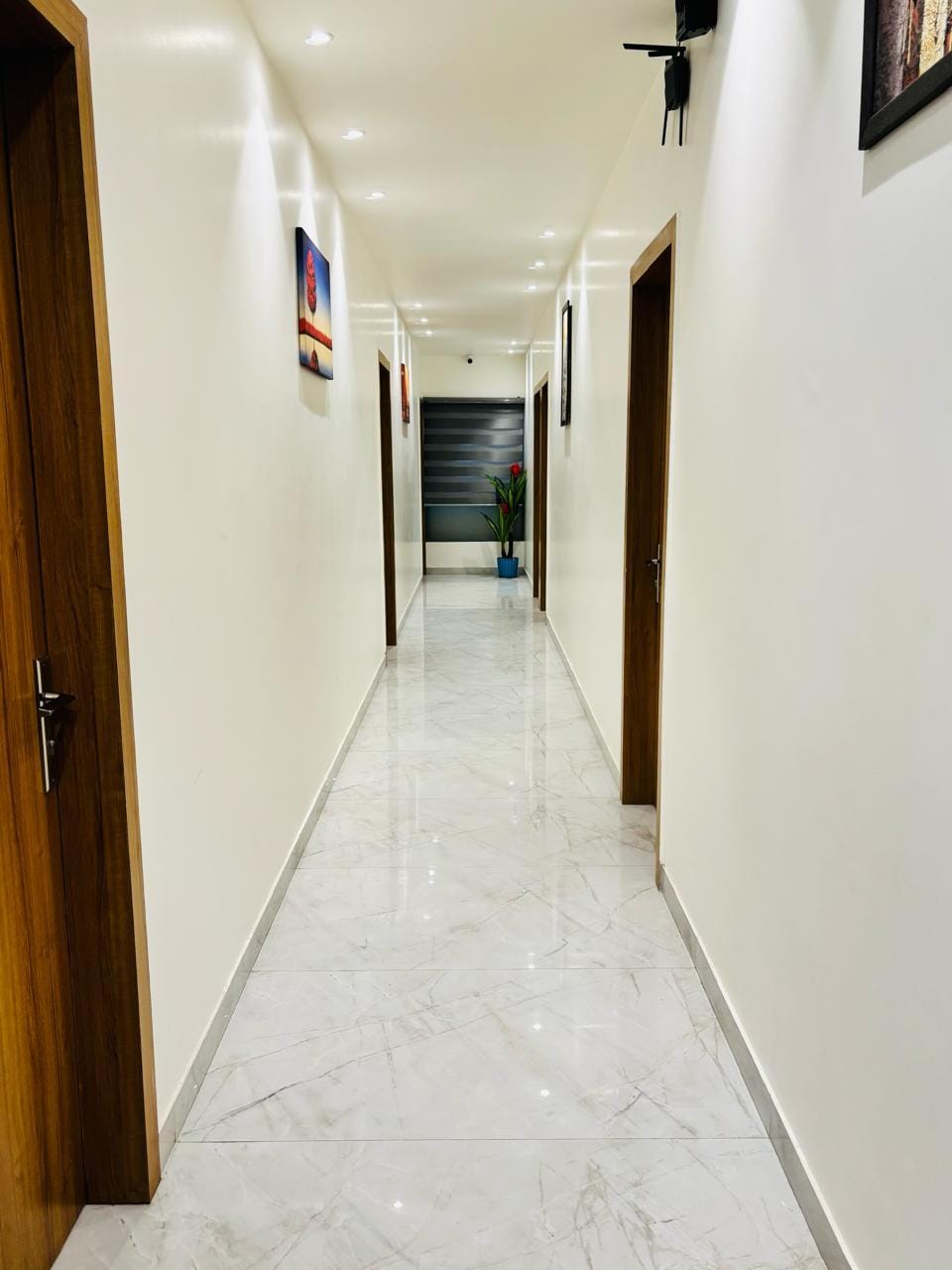 hotel sky way inn Hotel in Haryana