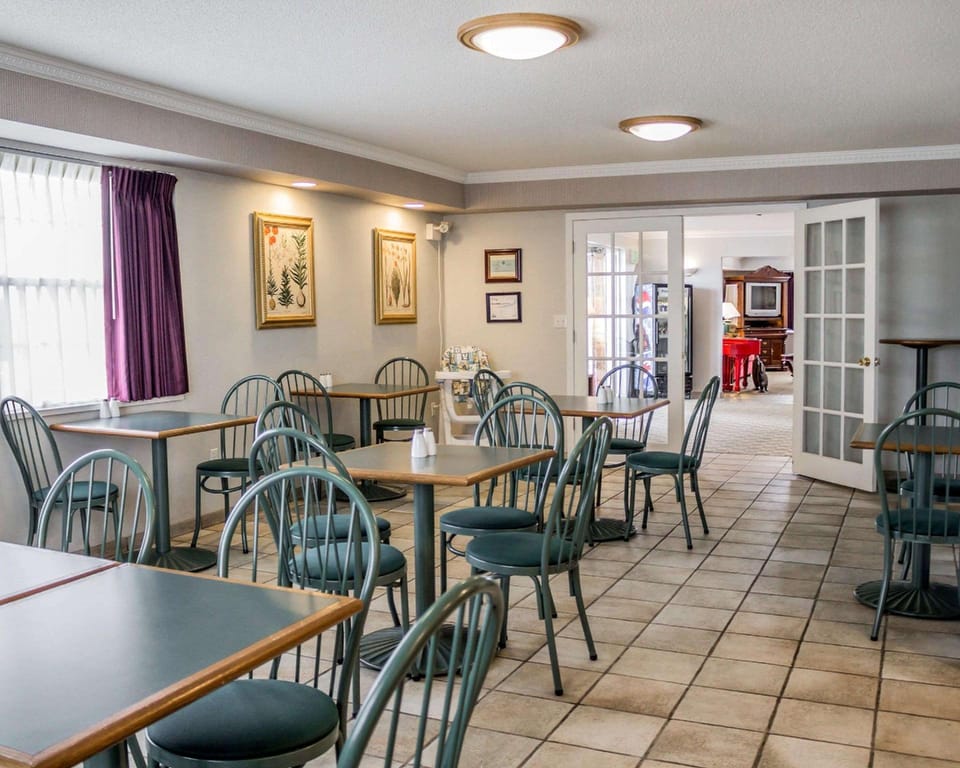 Quality Inn & Suites Manistique Hotel in Manistique
