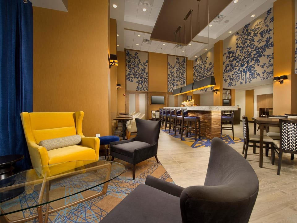Hampton Inn & Suites Baltimore/Woodlawn Hotel in Woodlawn