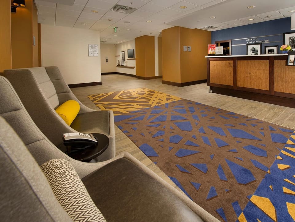 Hampton Inn & Suites Baltimore/Woodlawn Hotel in Woodlawn