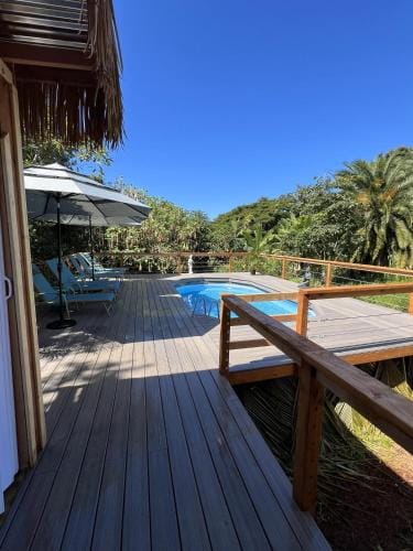 Jungle Cabin with 2 private bed & bath Hotel in Captain Cook
