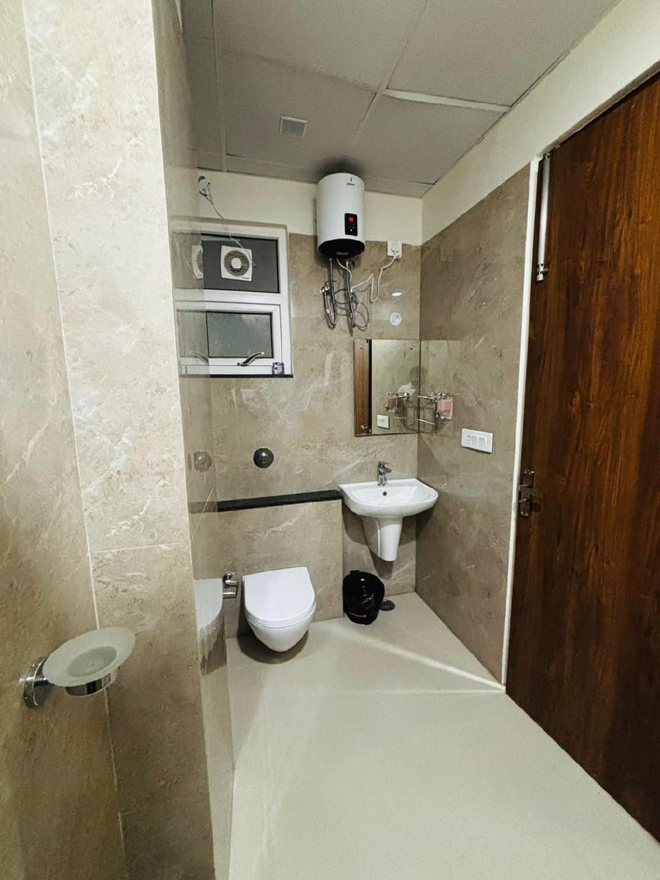 S B N Residency Hotel in Uttar Pradesh