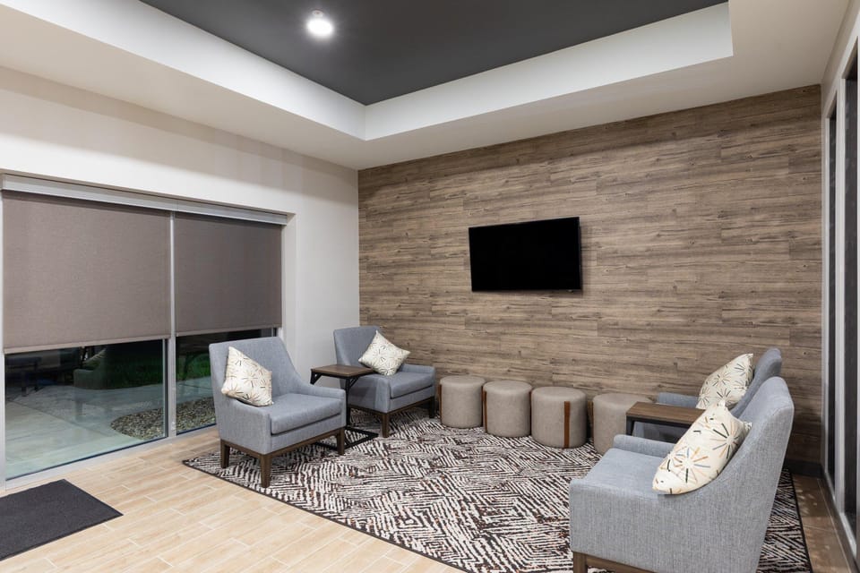 Candlewood Suites Shelbyville By IHG Hotel in Shelbyville
