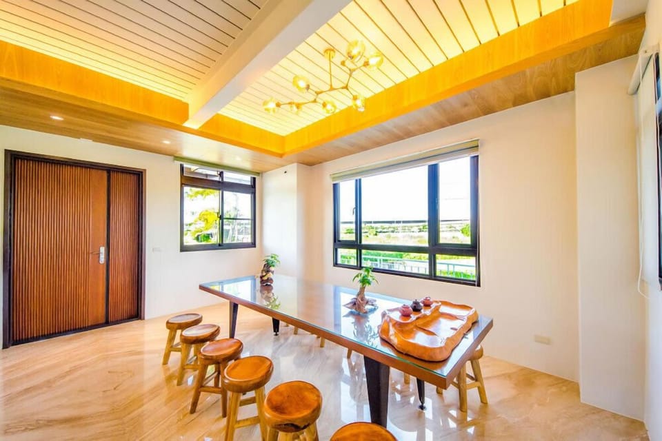 Maple Left Shore B&B Hotel in Taiwan, Province of China