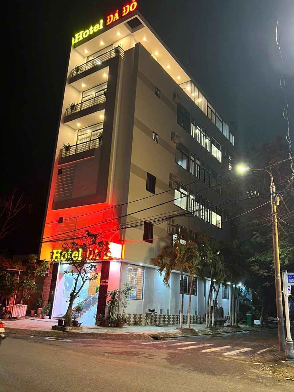 Hotel Đá Đỏ Hotel in Da Nang