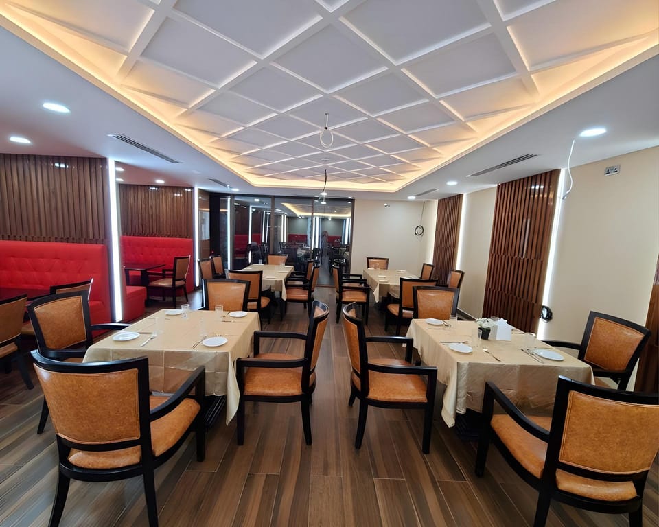 Manchester Plaza Hotel Apartment hotel in Dubai