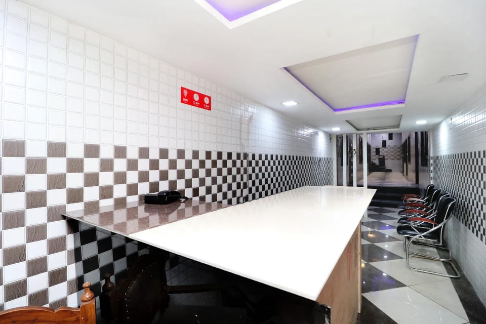Super Hotel O Max Hotel in Punjab, India