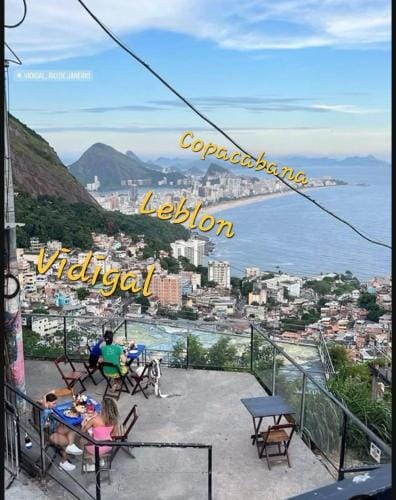 Kriok Hostel Vidigal RJ Hostel in Rio de Janeiro