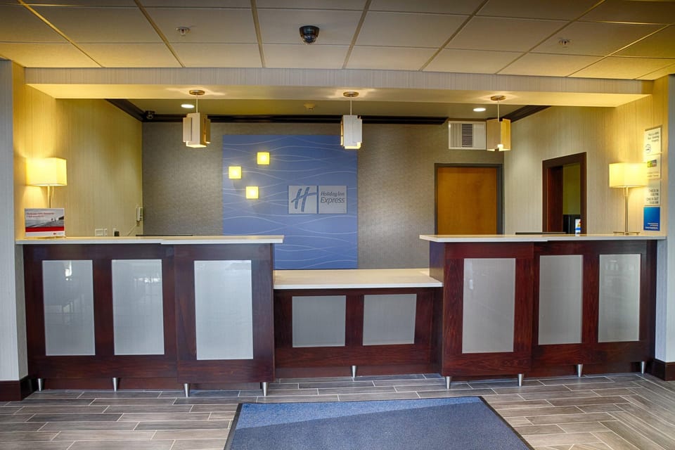 Holiday Inn Express & Suites Sidney By IHG Hotel in Ohio