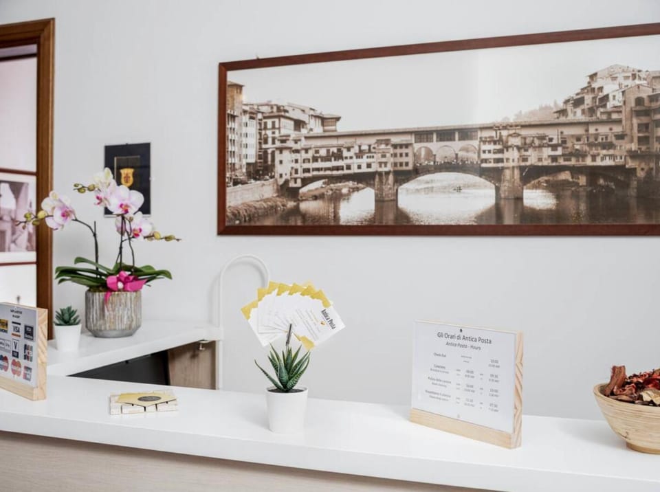 Antica Posta Hotel in Florence