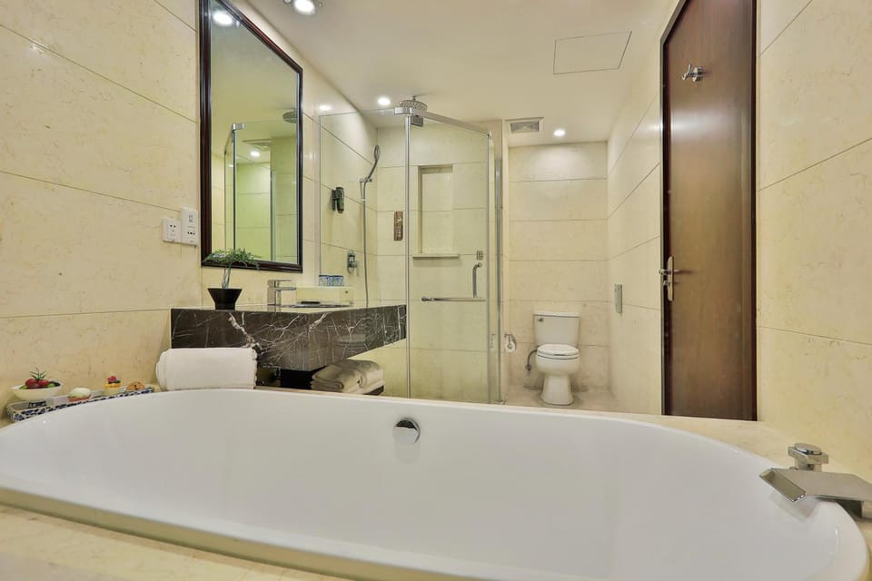 SSAW Boutique Hotel Tonglu World Trade Hotel in Hangzhou