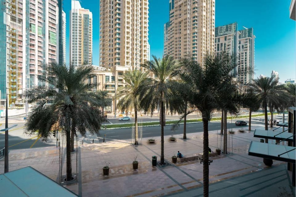 HiGuests - Boulevard Crescent Tower 2 Hotel in Dubai