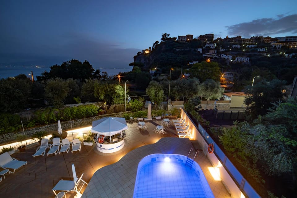 Eden Bleu Hotel in Vico Equense