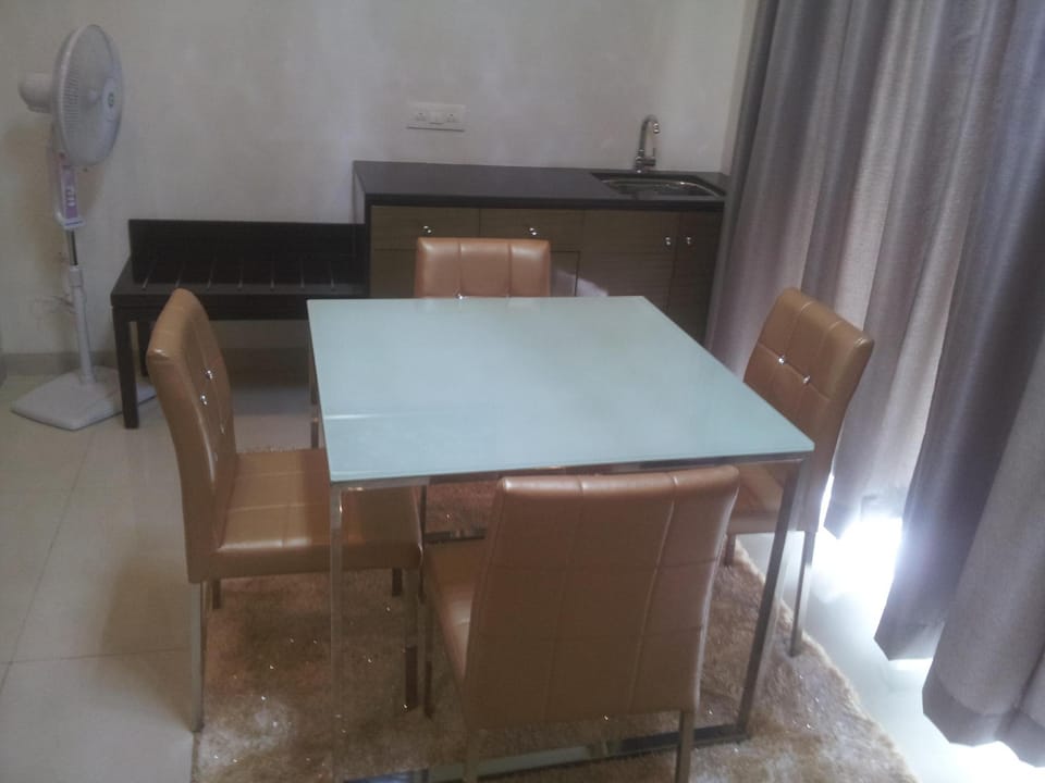 Saffron Hotel Hotel in Maharashtra
