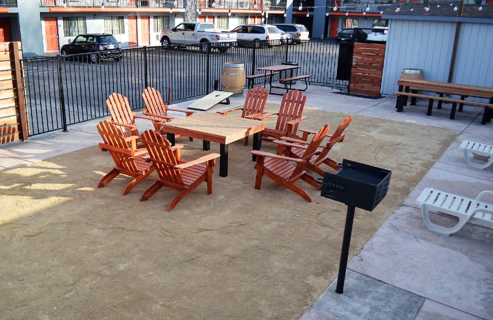 Journey Inn Hotel in Woodland