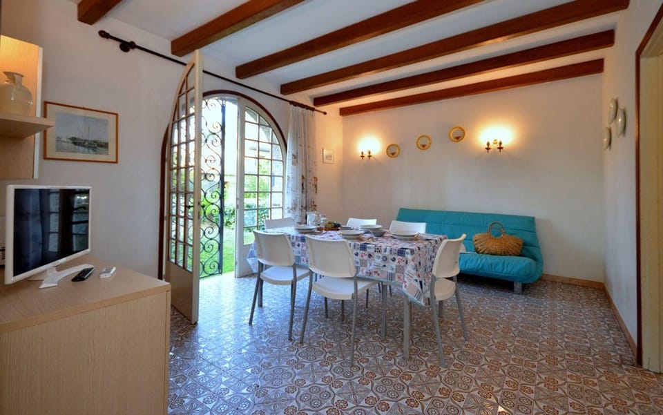 Elegant villa with generous outdoor space Resort in Lignano Sabbiadoro