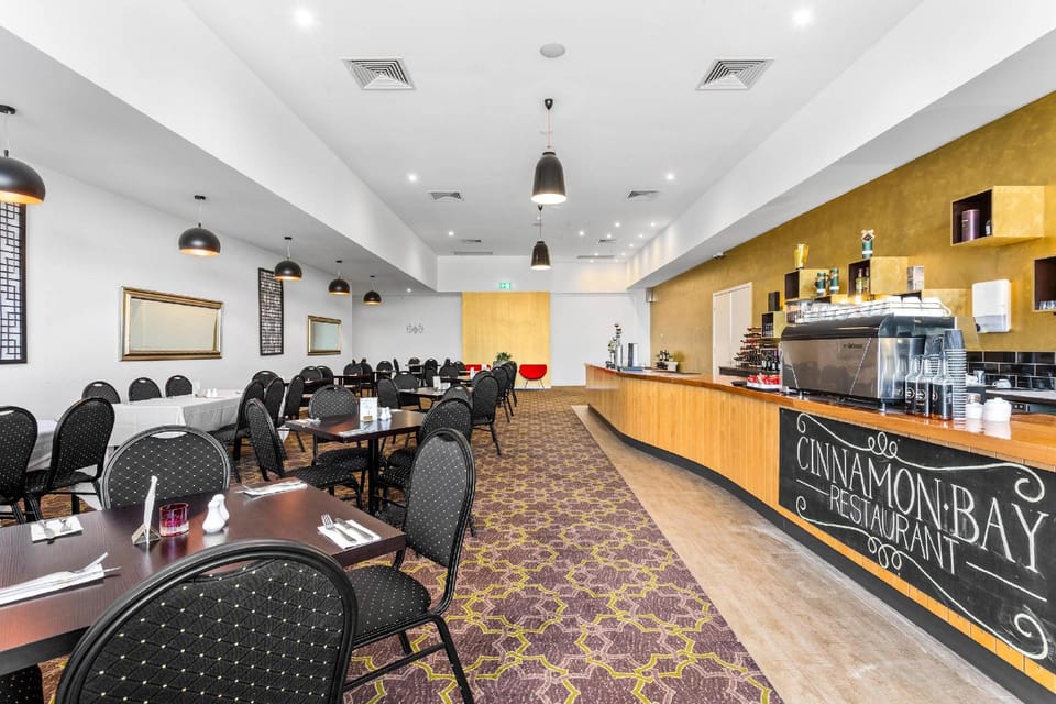Quality Hotel Point Cook Hotel in Melbourne