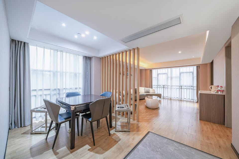 Kaiyuan Yiju Hotel (Jiaxing Nanhu Babaihan Branch) Hotel in Suzhou