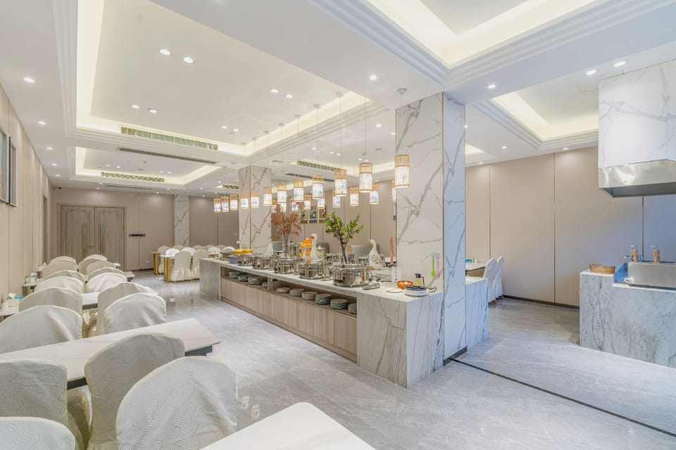 Kaiyuan Yiju Hotel (Jiaxing Nanhu Babaihan Branch) Hotel in Suzhou