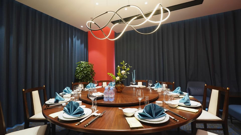 GINLAN JIA Chongwen Impression Hotel (Nantong University Town Yuanyong Plaza) Hotel in Suzhou