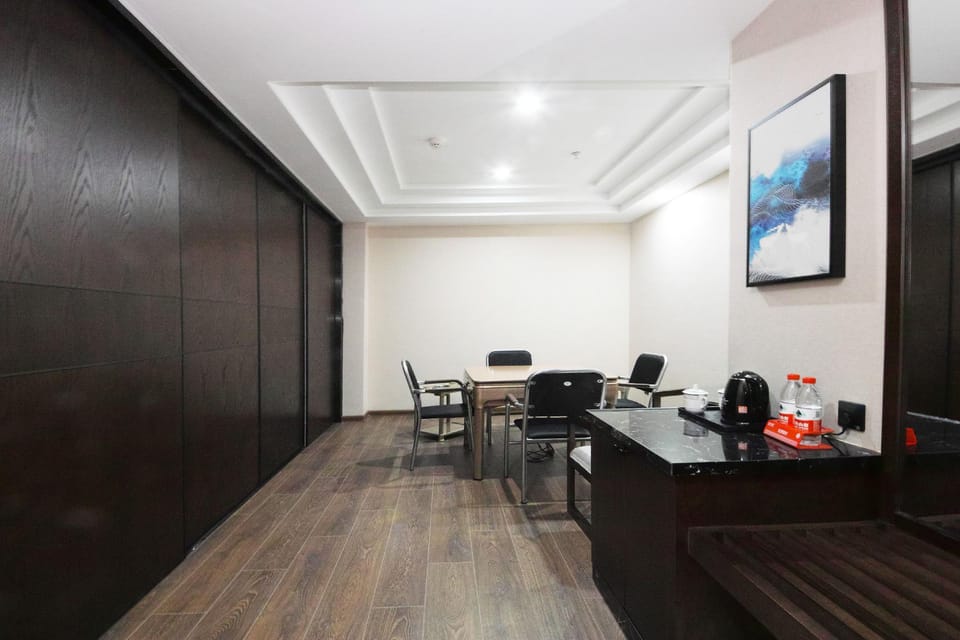 Yaran Hotel Hotel in China