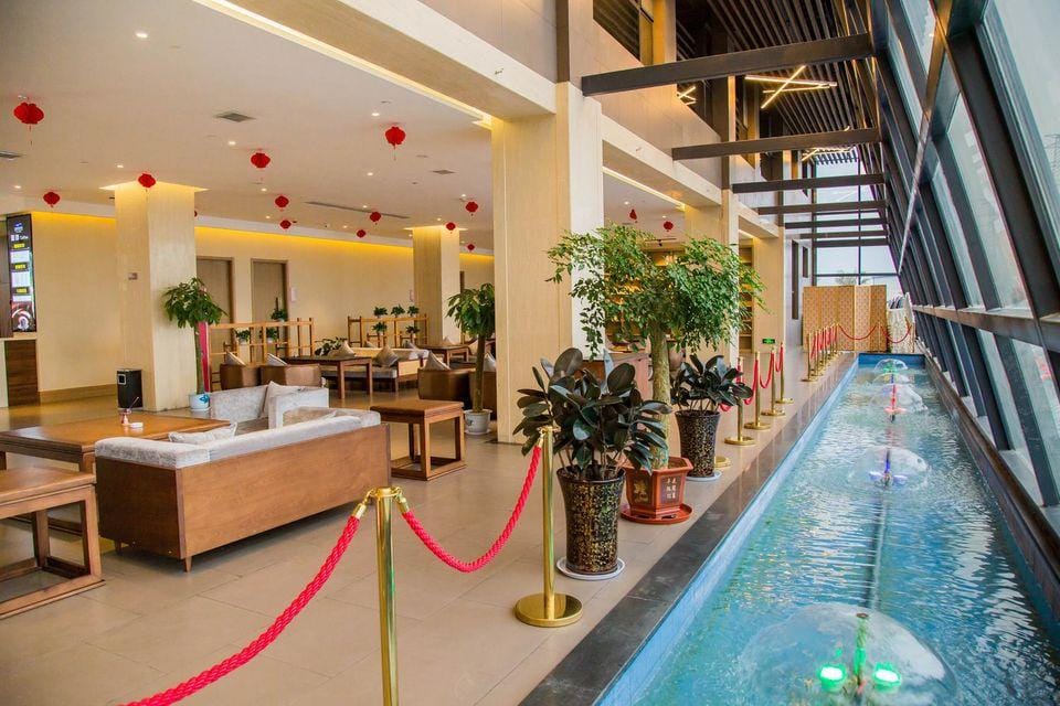 Lakeside Hotel Hotel in China