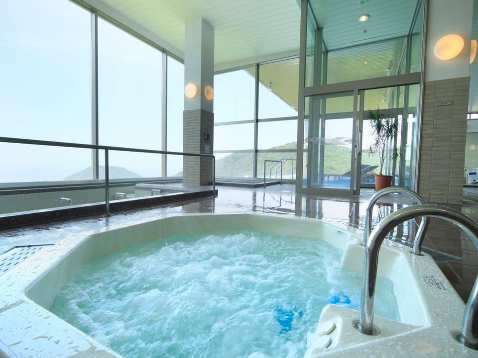 Hot spring bath