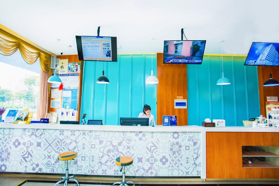 Gomei Hotel (Run Mart, East Lianshui Road) Hotel in Jiangsu